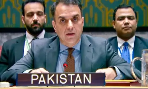 Viral clip of Pakistan envoy criticising Israel in UNSC over Lebanon attacks is old, unrelated to ongoing bombing Viral clip of Pakistan envoy criticising Israel in UNSC over Lebanon attacks is old, unrelated to ongoing bombing